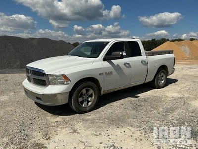 2014 Ram 1500 SLT 4x2 Extended Cab Pickup