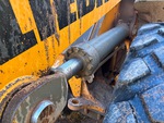 Hydraulics with Loader Lift Cylinders