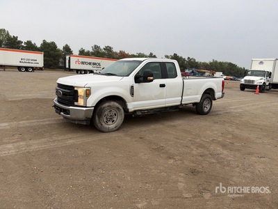 2018 Ford F-250 XL 4x2 Extended Cab Pickup