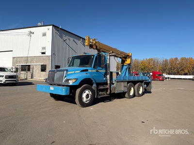 Altec DM47B 10000 lb Straight Boom on 2005 International 7400 6x4 شاحنة رافعة