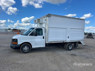 2015 Chevrolet 4500 4x2 Furgoneta caja cerrada
