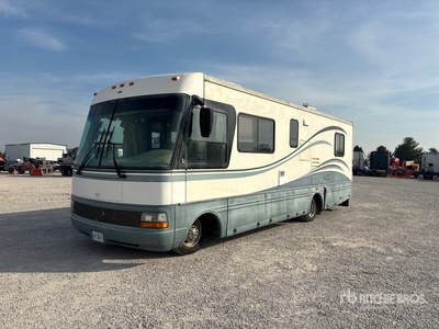 1999 Chevrolet P30 Motor Home