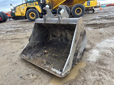 WBM 66 in Q/C Cleanup Godet d'excavatrice - Fits Komatsu PC290LC