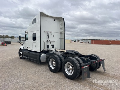 Aspect général with Image, coin arrière gauche