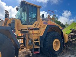 Wheel Loader General Appearance* with Hand Rails