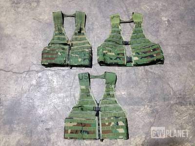 (63) Woodland MOLLE FLC Vests