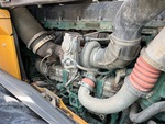 Silnik with Exhaust System