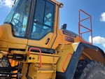 Wheel Loader General Appearance* with Hand Rails