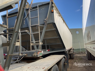 2008 Super B-Train Pup Grain Trailer