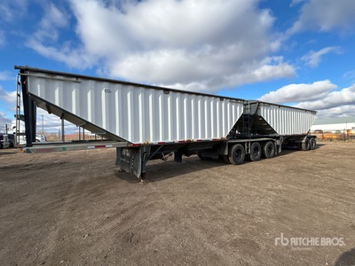 2008 29 ft T/A Super B-Train Pup Grain Trailer