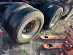 4 Underbody - Truck with 