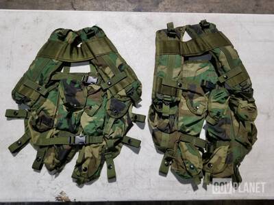 (63) Woodland Tactical Load Bearing Vests