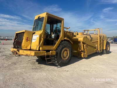 1994 Cat 613C 4500 gal 4x4 Vagón transportador de agua