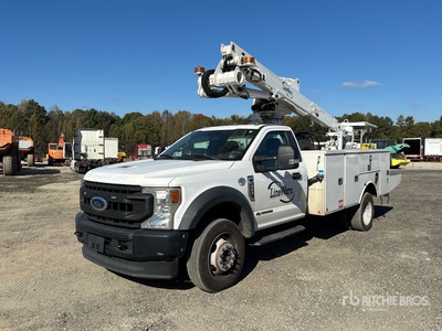 2022 Altec AT238P 400 lb Knuckle Boom on 2022 Ford F-550 XL 4x4 Camión con Cesta Elevadora