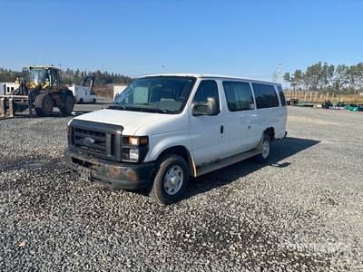 2008 Ford E-350 Furgone cargo