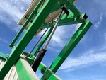 Hydraulics with Lift Cylinders