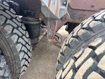 4 Underbody - Truck with 