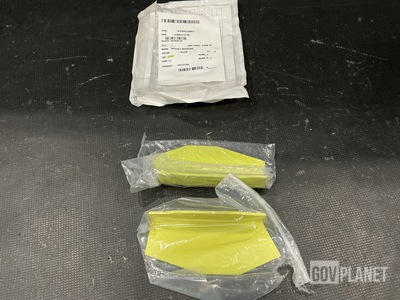 (2) Boeing 16B2802-31 Mounting Brackets