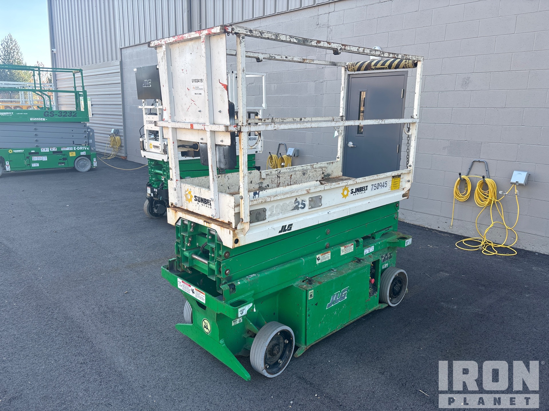 2015 JLG 1932RS Electric Scissor Lift
