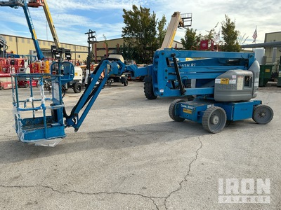 2013 Genie Z40/23NRJ 2WD Electric ブームリフト