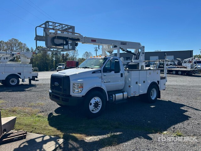 Bucket Trucks