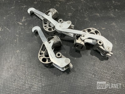 (3) Hartwell H245-3 Clamping Catches