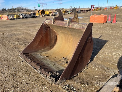 Cat 66 in Q/C Cleanup Excavator Bucket - Fits Cat 325