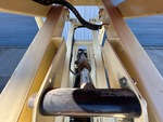 Hydraulics with Lift Cylinders
