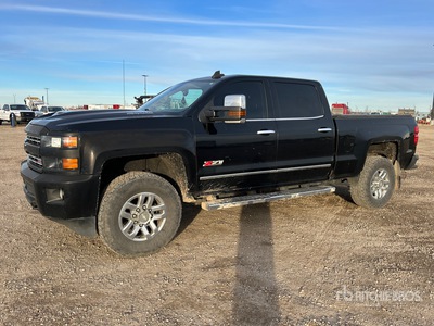 2018 Chevrolet Silverado 3500HD Z71 4x4 Crew Cab ピックアップ