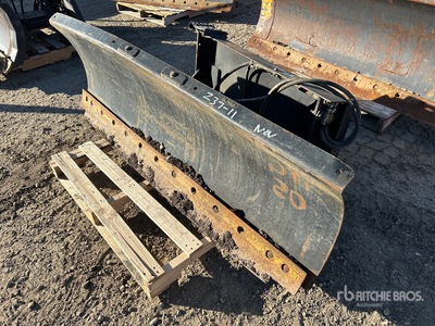 CAT 72 in Skid Steer Snow Pusher - Fits Bobcat 5600