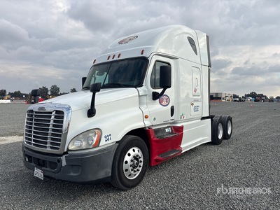 2016 Freightliner Cascadia 125 6x4 Ciągnik siodłowy T/A z kabiną sypialną