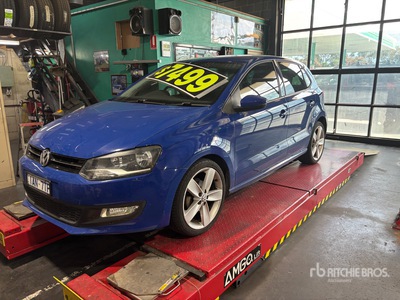 2013 Volkswagen Polo Automobile