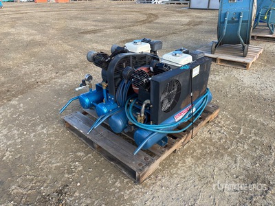 Quantity of (2) 8 gal Portable Compresseur à air