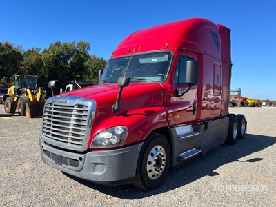 2016 Freightliner Cascadia 125 6x4 T/A Sleeper Truck Tractor