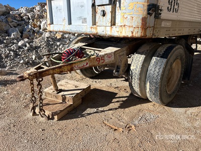 1994 Strick S/A Dolly