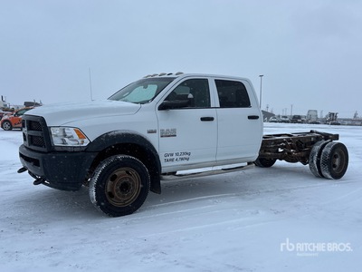 2014 Ram 5500 4x2 Crew Cab Autocarro cabina e telaio