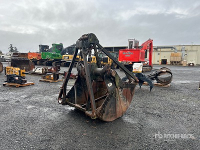 68 in Clamshell Grapple