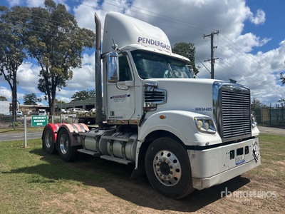 2014 Freightliner Coronado 6x4 T/A Day Cab Truck Tractor