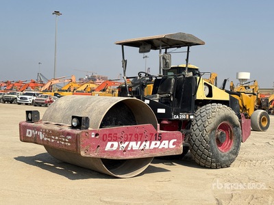 2010 Dynapac CA250STD Smooth Drum Compactor