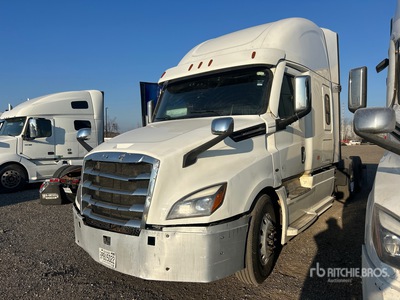2020 Freightliner Cascadia 126 6x4 Sleeper Truck Tractor