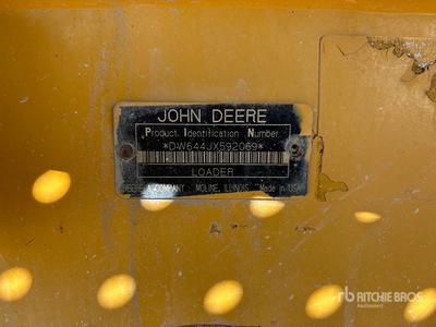 2004 John Deere 644J Chargeuse sur pneus