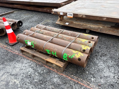 Quantity of (4) 5 ft 6 in Trench Box Spreaders