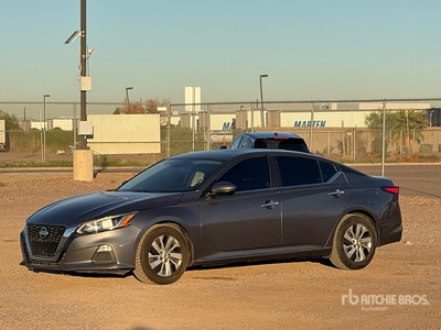 2021 Nissan Samochód