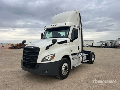 2021 Freightliner Cascadia 126 S/A Day Cab Truck Tractor