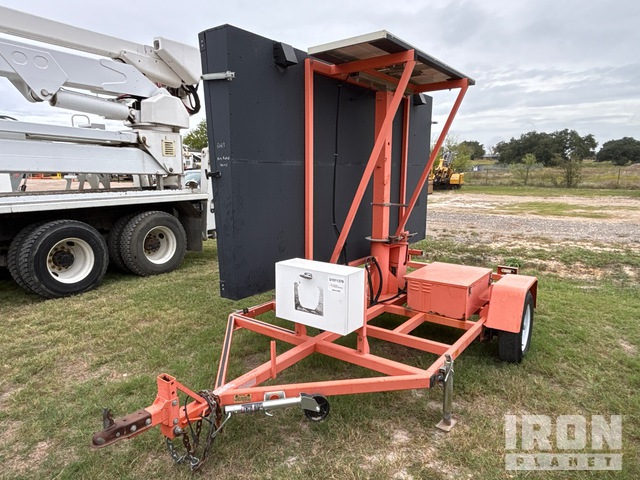 2010 Wanco WTMMB-SLL Solar Message Board