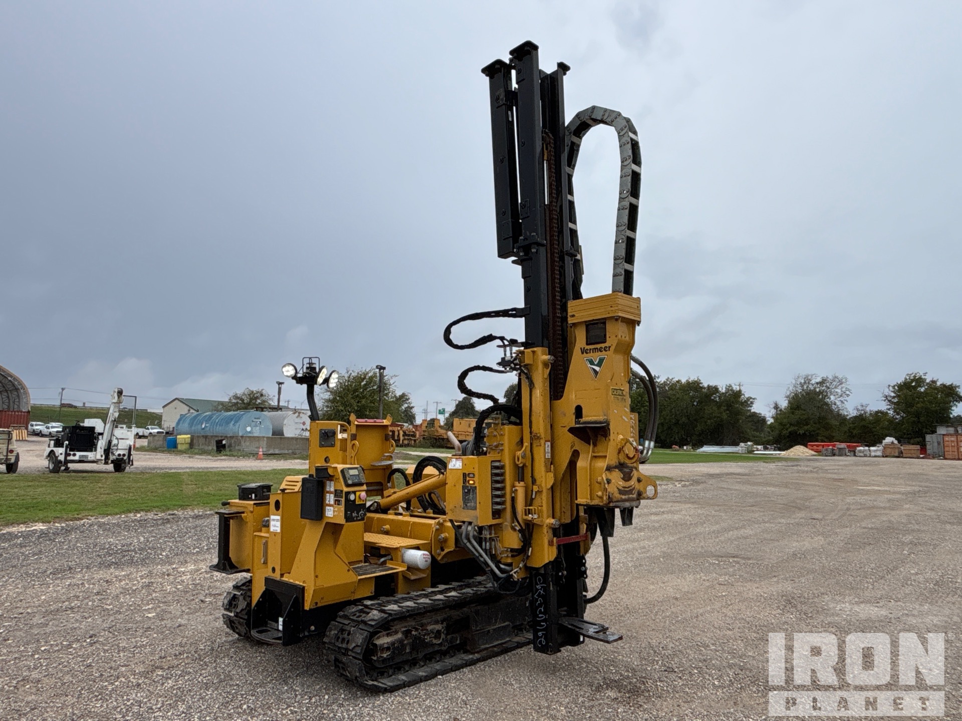 2022 Vermeer PD10R Crawler Mounted Post Driver