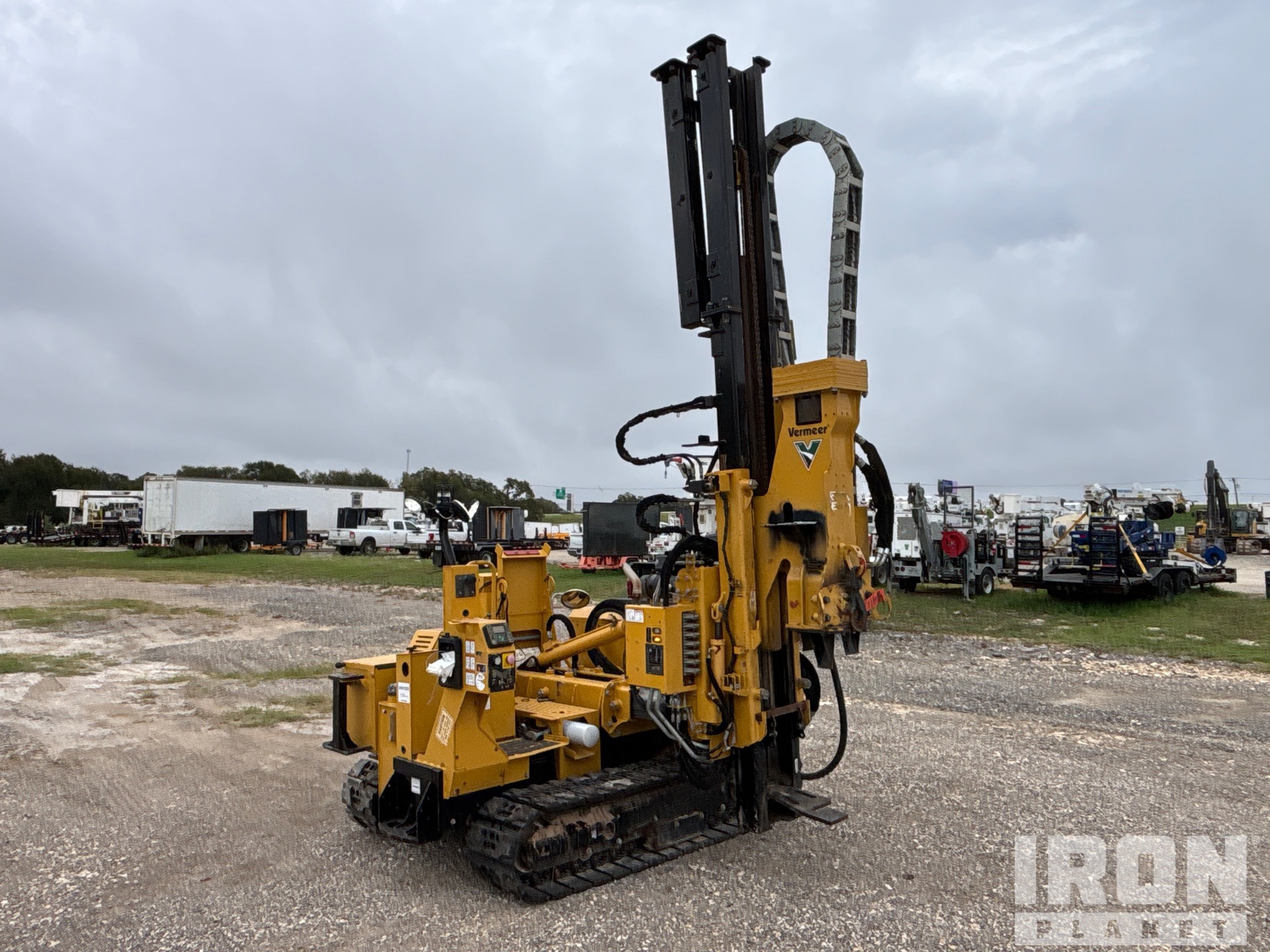 2022 Vermeer PD10R Crawler Mounted Post Driver