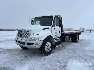 2008 International Durastar 4300 4x2 Ciężarówka z systemem Rollback