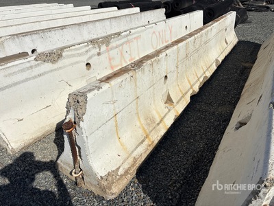 20 ft Concrete Barrier
