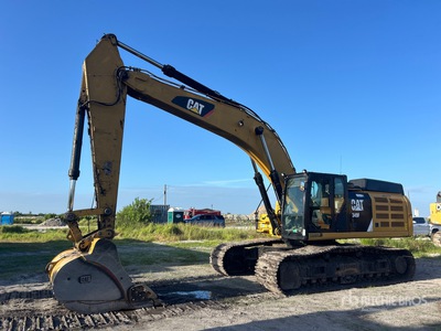 2018 Cat 349FL Tracked Excavator